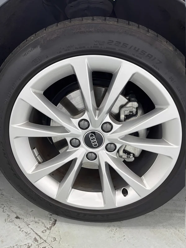 Audi A3 Sportback (2024) — foto 29 van 43