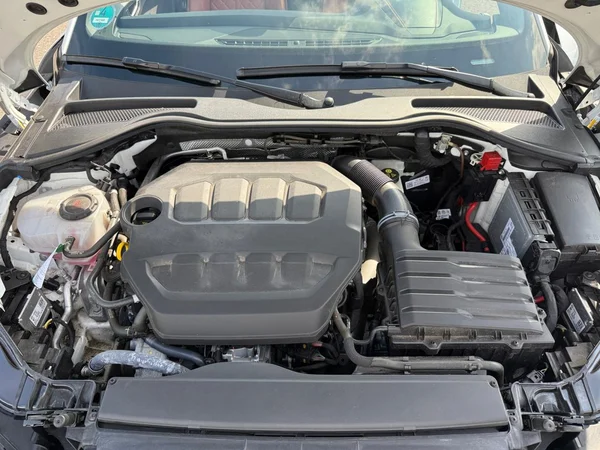 AUDI TT Roadster (2021) — foto 15 van 23