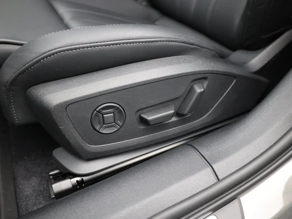 AUDI A5 Avant (2024) — foto 11 van 30