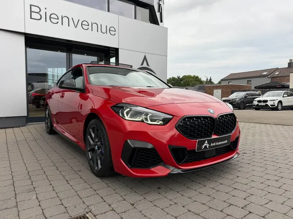 Bmw 235 (2022) — foto 23 van 30