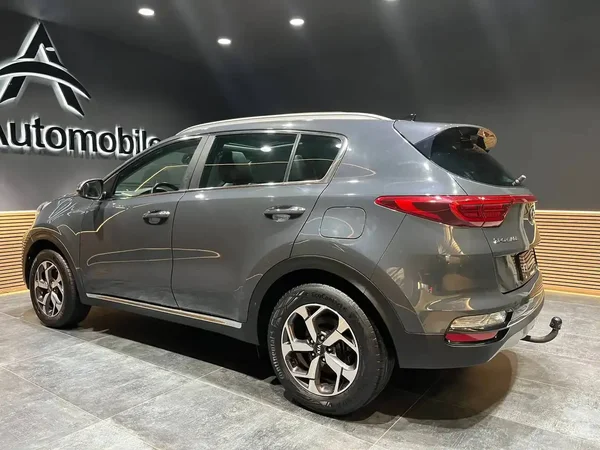 Kia Sportage (2021) — foto 10 van 22