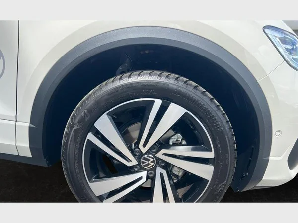 Volkswagen T-Roc (2025) — foto 17 van 25
