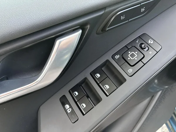 Kia Niro (2025) — foto 7 van 18