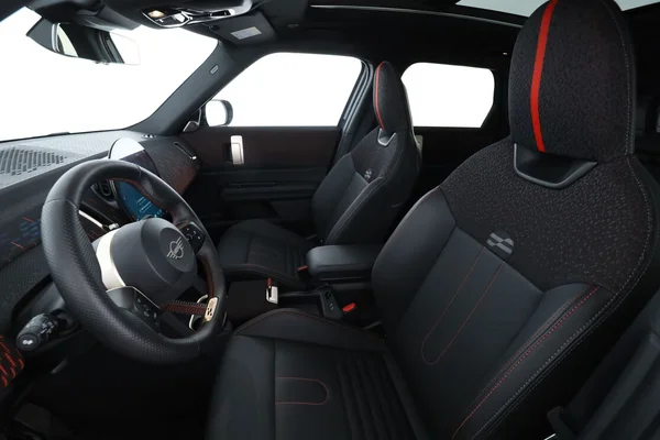 MINI Countryman (2025) — foto 16 van 16