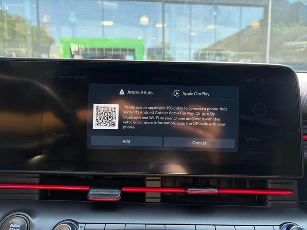 HYUNDAI Kona HEV (2023) — foto 21 van 31