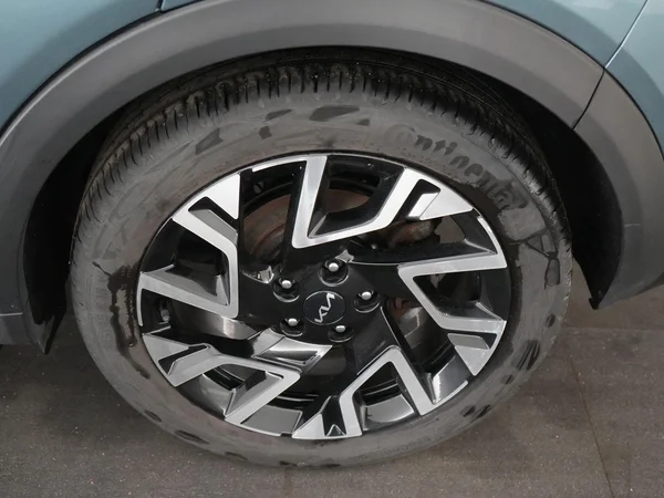 Kia XCeed (2024) — foto 6 van 28