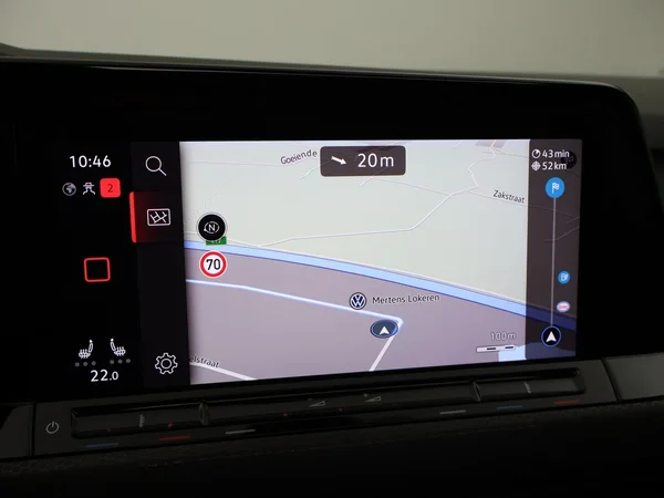 VOLKSWAGEN Golf VIII GTI (2021) — foto 6 van 30