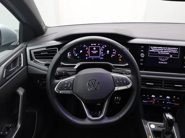 VOLKSWAGEN Taigo (2024) — foto 17 van 19