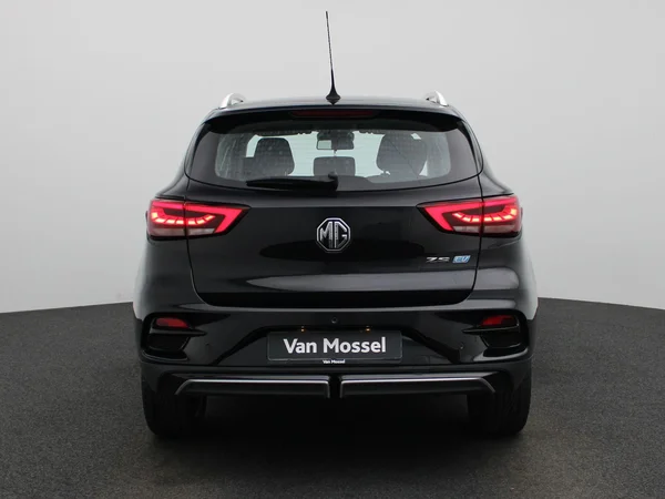 MG ZS EV (2023) — foto 40 van 43