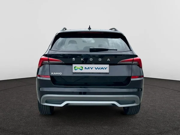 SKODA Kamiq (2023) — foto 16 van 19