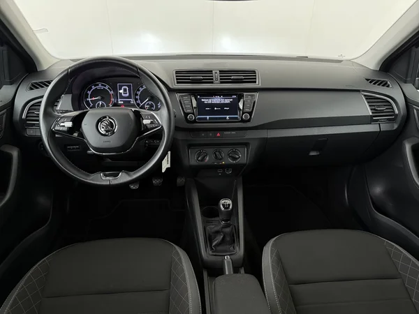 SKODA Fabia (2021) — foto 25 van 25