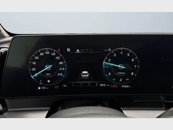 Kia SPORTAGE (2022) — foto 6 van 26