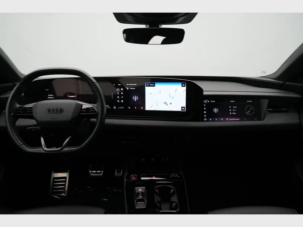 AUDI A6 Sportback e-tron (2025) — foto 14 van 48