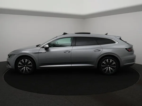 VOLKSWAGEN Arteon Shooting Brake eHybrid (2022) — foto 13 van 18