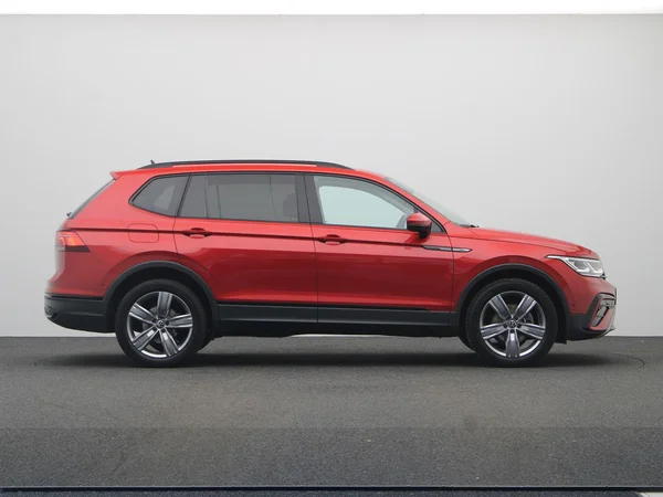 VOLKSWAGEN Tiguan Allspace (2022) — foto 15 van 17