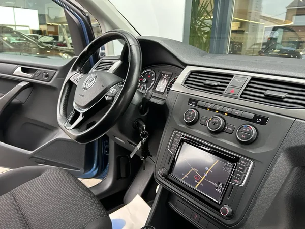 Volkswagen Caddy (2019) — foto 2 van 20