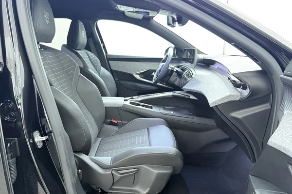 Peugeot 5008 (2025) — foto 16 van 18
