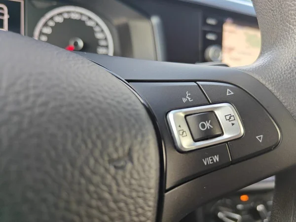VOLKSWAGEN Polo (2020) — foto 6 van 20