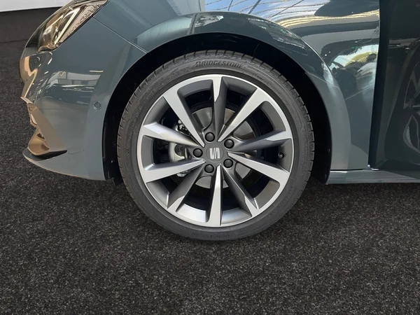 SEAT Leon ST (2025) — foto 3 van 13