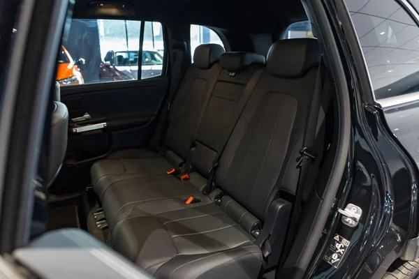 Mercedes-Benz EQB (2025) — foto 9 van 37