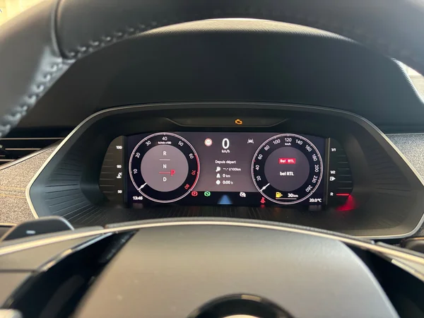 SKODA Octavia Combi (2025) — foto 23 van 24