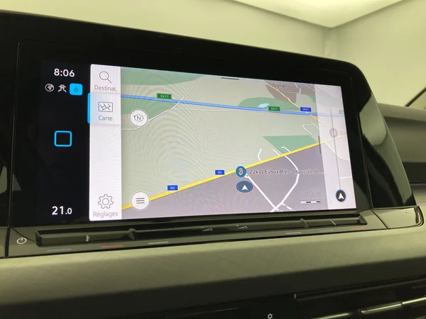 VOLKSWAGEN Golf VIII (2022) — foto 24 van 36