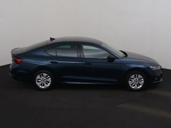 SKODA Octavia (2022) — foto 26 van 30