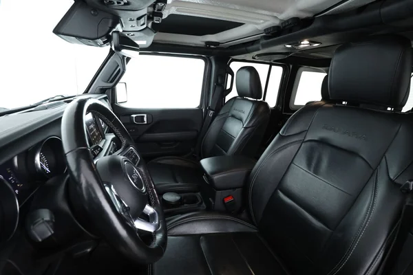 Jeep Wrangler Unlimited (2022) — foto 16 van 16