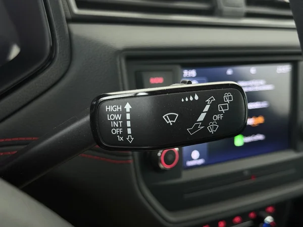 SEAT Arona (2020) — foto 16 van 27