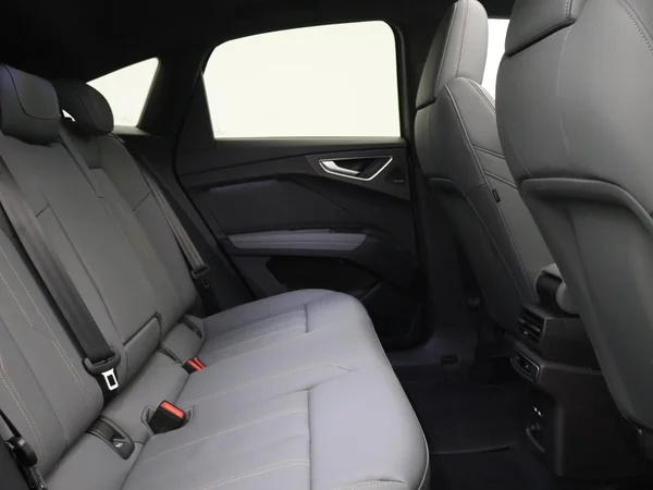 AUDI Q4 Sportback e-tron (2023) — foto 29 van 30