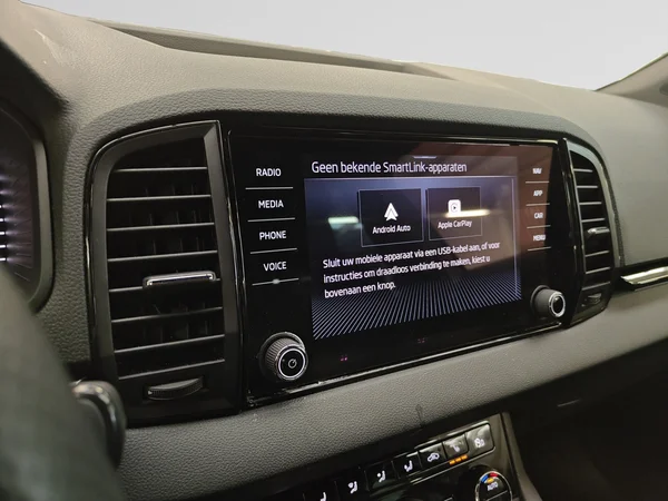 SKODA Karoq (2025) — foto 4 van 19