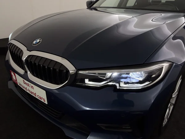 BMW 320 (2021) — foto 28 van 34