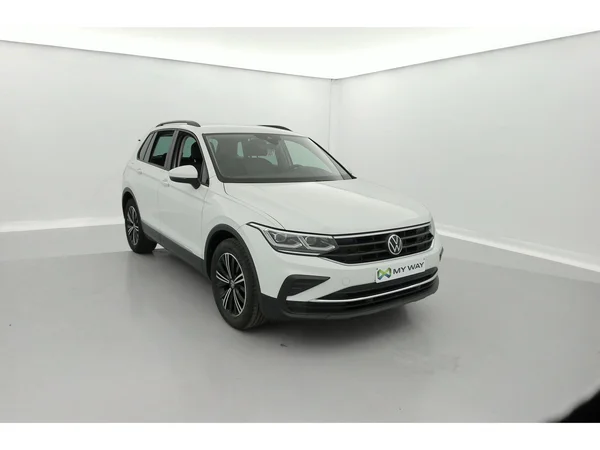 VOLKSWAGEN Tiguan (2021) — foto 23 van 36
