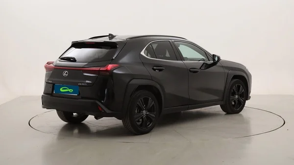 Lexus UX 250h (2022) — foto 19 van 23