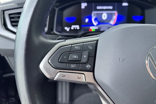 Volkswagen Taigo (2024) — foto 7 van 17