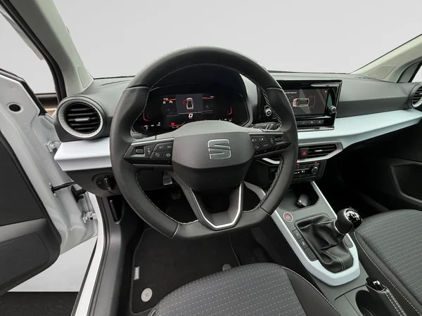 SEAT Arona (2025) — foto 13 van 16