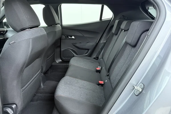 Peugeot 2008 (2025) — foto 15 van 16