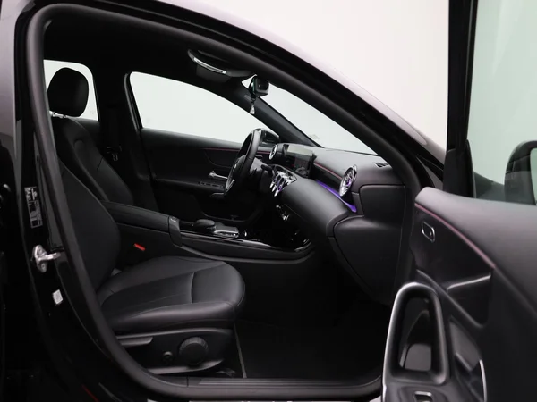 Mercedes-Benz A-Klasse (2022) — foto 30 van 44