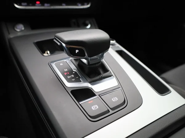 Audi Q5 (2024) — foto 20 van 46