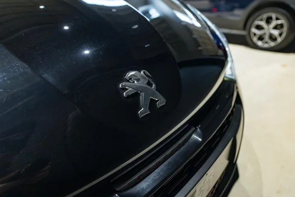 Peugeot 208 (2017) — foto 18 van 33