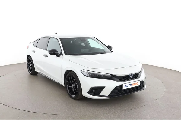 Honda Civic (2024) — foto 14 van 16