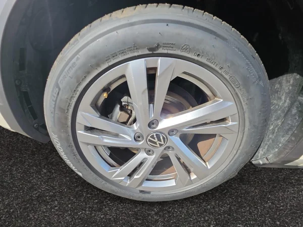 VOLKSWAGEN T-Roc (2024) — foto 15 van 23