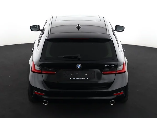 BMW 330 (2021) — foto 29 van 32