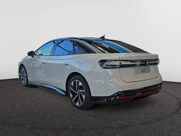 VOLKSWAGEN ID.7 (2024) — foto 12 van 22