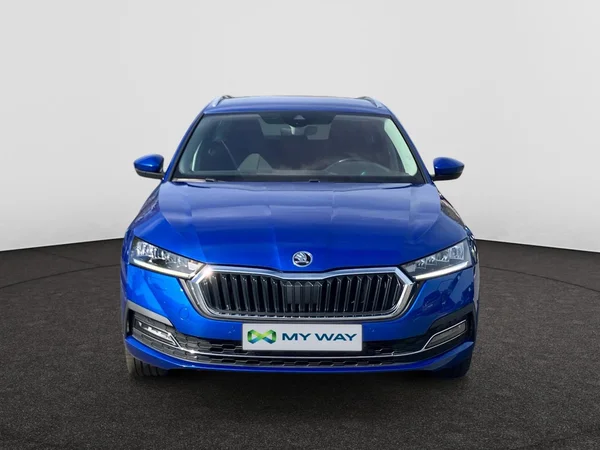 SKODA Octavia Combi PHEV (2020) — foto 22 van 26