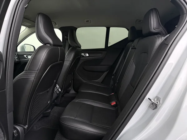 VOLVO XC40 (2021) — foto 5 van 30
