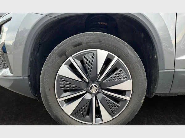 Skoda Karoq (2022) — foto 29 van 30