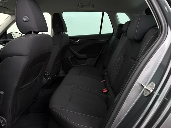 SKODA Kamiq (2022) — foto 5 van 27