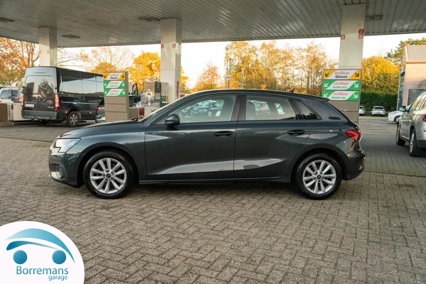 Audi A3 (2023) — foto 44 van 47