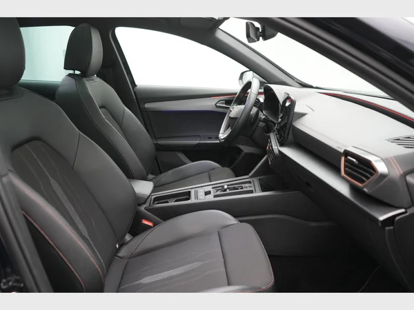 CUPRA Formentor e-Hybrid (PHEV) (2022) — foto 8 van 32